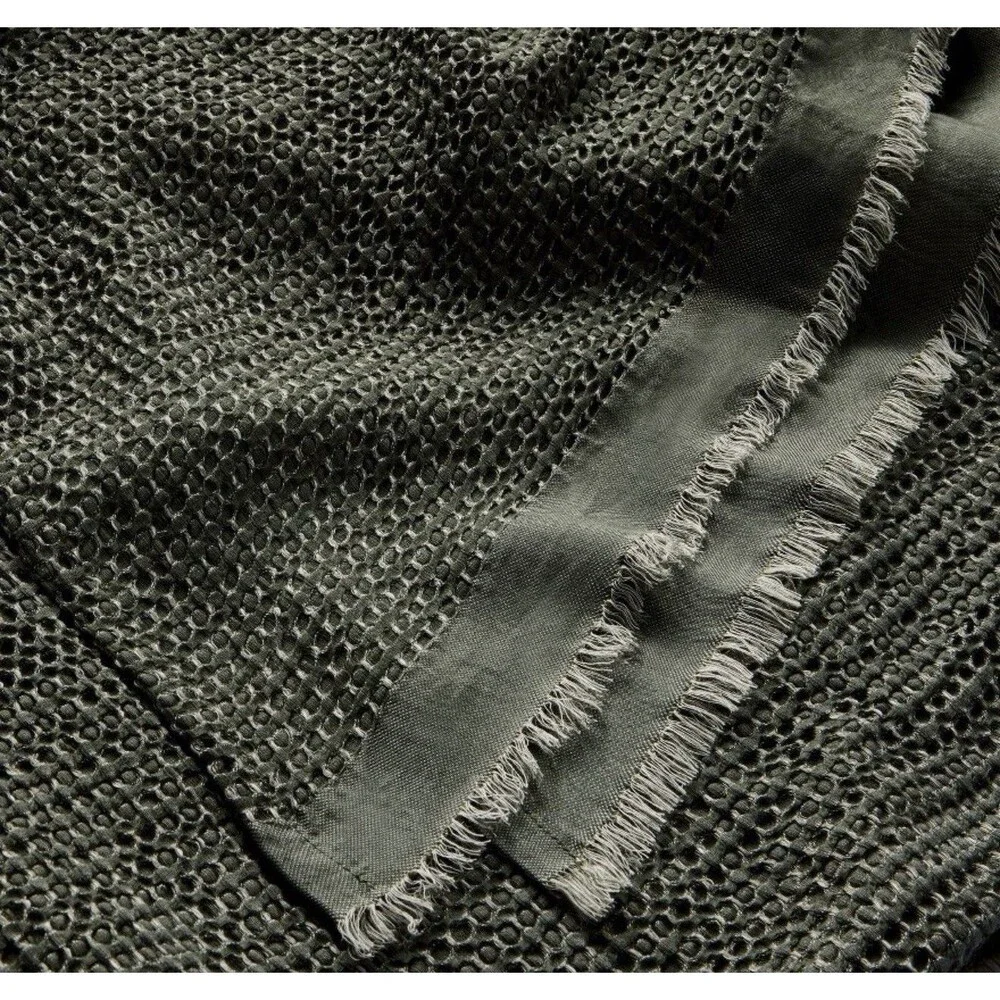 SET Textured Waffle Queen Coverlet & 2 Standard Shams Olive Green - Casaluna NEW